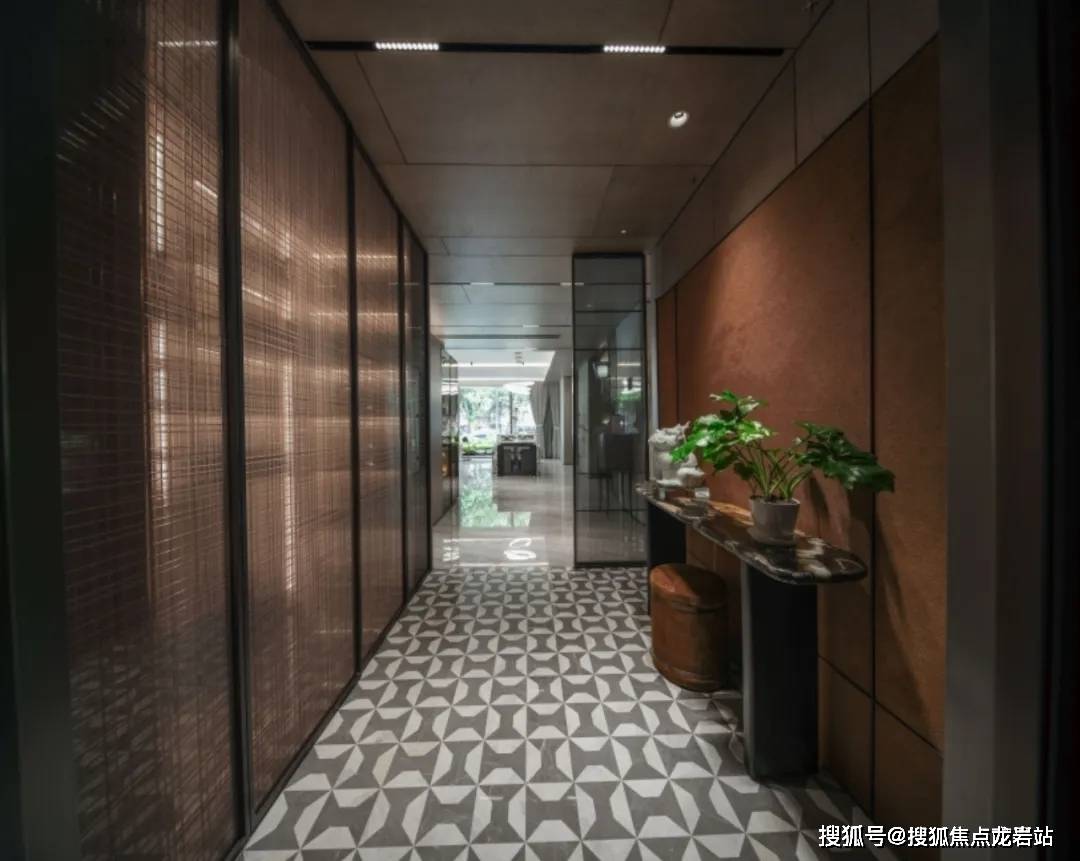 营销中心位置丨电线小时线上售楼处爱游戏app入口福州保利屏西天悦(图11)