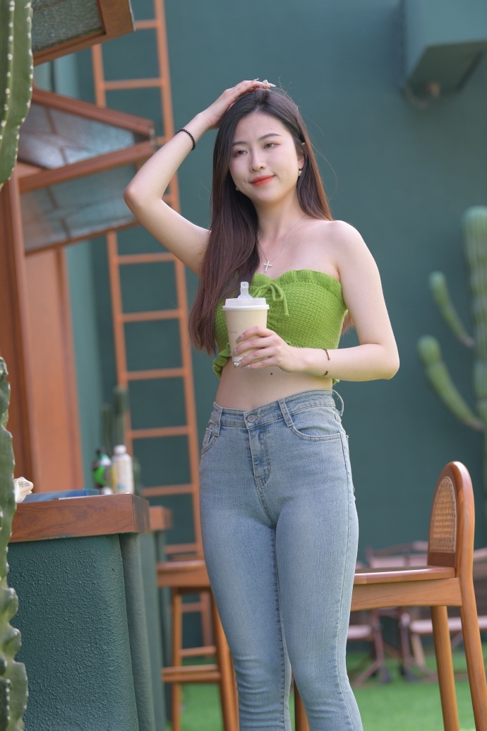被马配了两个小时V31ayx爱游戏app妈妈